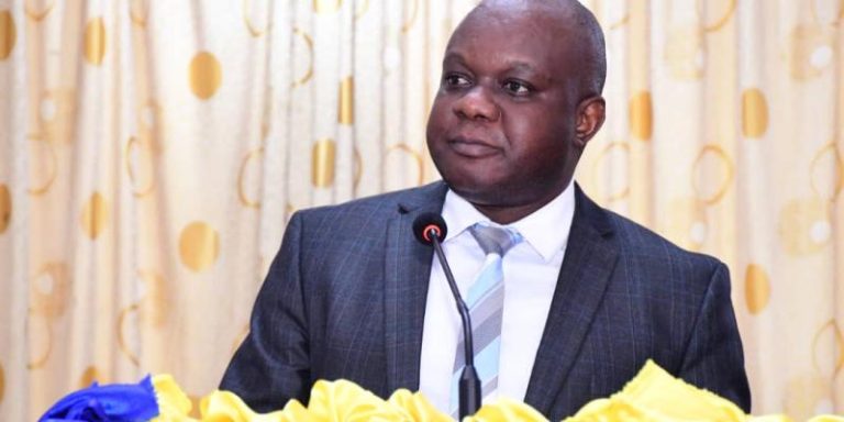 RDC – Scandale au ministère du Plan: Crispin Mbadu aligne des Ngulu sur un ordre de mission officielle
