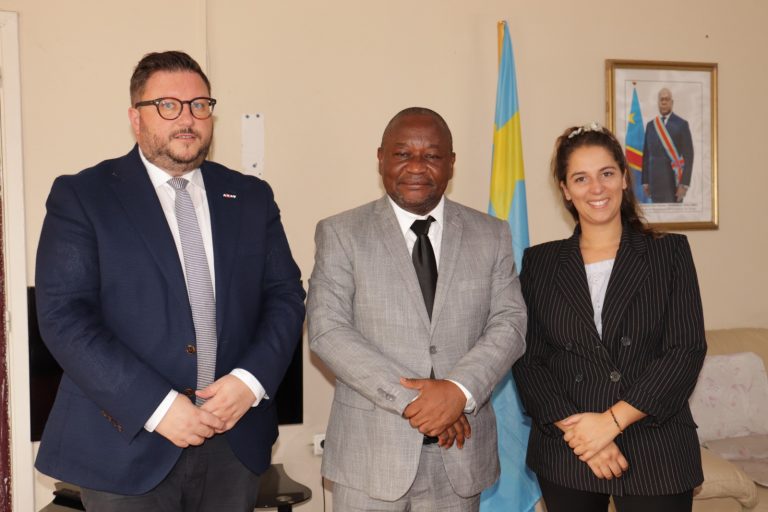 RDC-Suisse: Des défis à relever dans le domaine des droits de l&rsquo;Homme au coeur du débat entre Paul Nsapu et Chasper Sarott