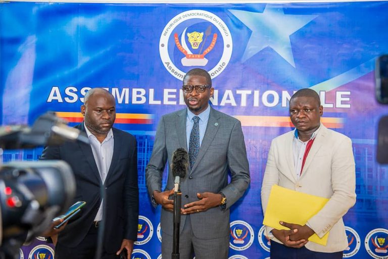 RDC -Assemblée nationale : le député Éric Tshikuma propose une modification de l’article 130 du Code du travail 