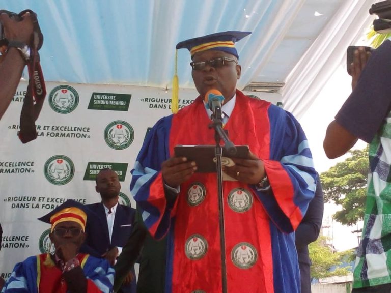 RDC-ESU : La Coordination de One Health et l’USK Kinshasa organisent une matinée scientifique  sur «  l’approche une santé dans la formation en santé publique »