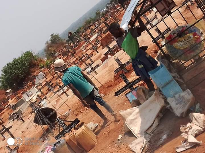 RDC-Haut-Katanga : le prix du permis d’inhumation passe de 40.000 à 240.000 Fc (document)