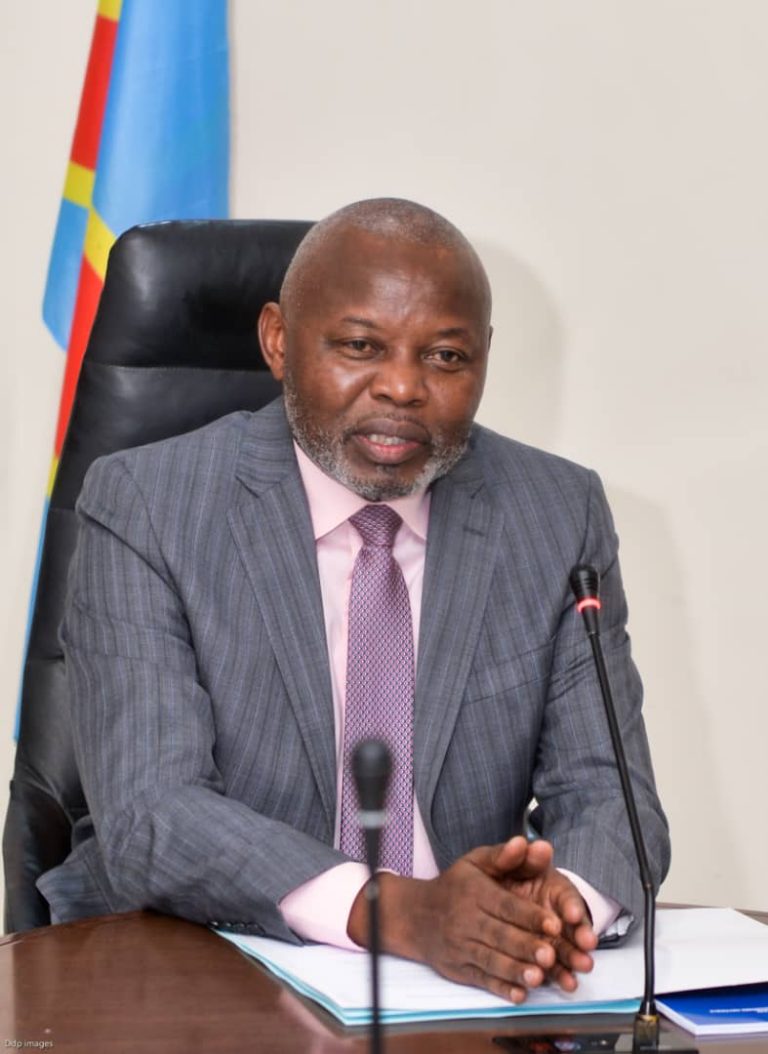 RDC: 1ère réunion de la commission ECOFIN: Vital Kamerhe encourage l&rsquo;accroissement de la production locale 