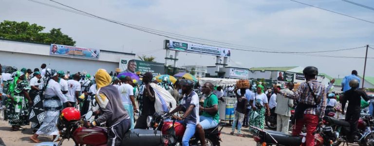 RDC-Jour du 6 avril : Les églises d&rsquo;obédience kimbanguiste dans la liesse populaire, Tshisekedi beni (Fidèles)