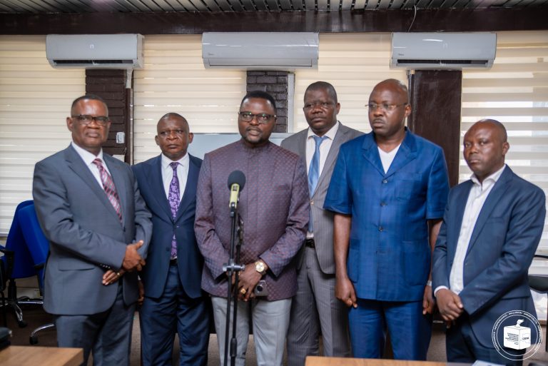 RDC-CENI : Reçus par Didi Manara, les députés du Sankuru plaident pour la prise en charge des non-enrôlés