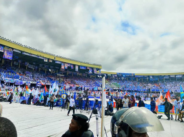 RDC-Sortie officielle de l&rsquo;Union sacrée : le stade des Martyrs à plein 95% (Situation 12h12)