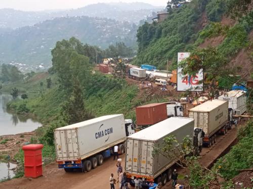Le Rwanda bloque des camions chargés des marchandises immatriculés en RDC (FEC)
