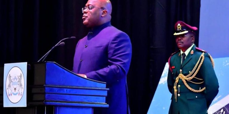 RDC-Botswana : Félix Tshisekedi fait l’éloge de la patrouille financière de l&rsquo;IGF au Forum économique de Gaborone