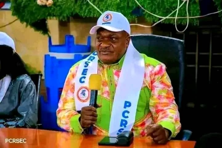 RDC : Pascal Mukuna fait adhérer ses fidèles(ACK) dans son parti politique (PCRSE) pendant le culte !