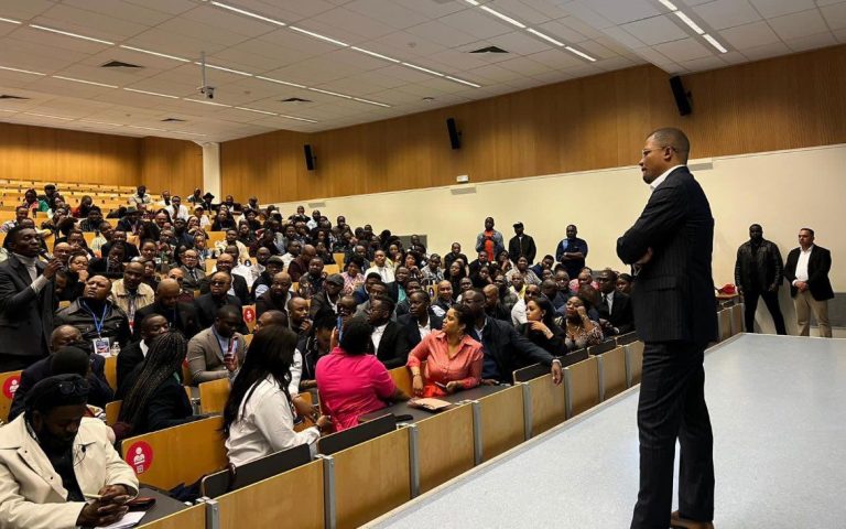 RDC-Diaspora congolaise de Belgique : « Le Congo a besoin de vous et vous attend » (Didier Budimbu)