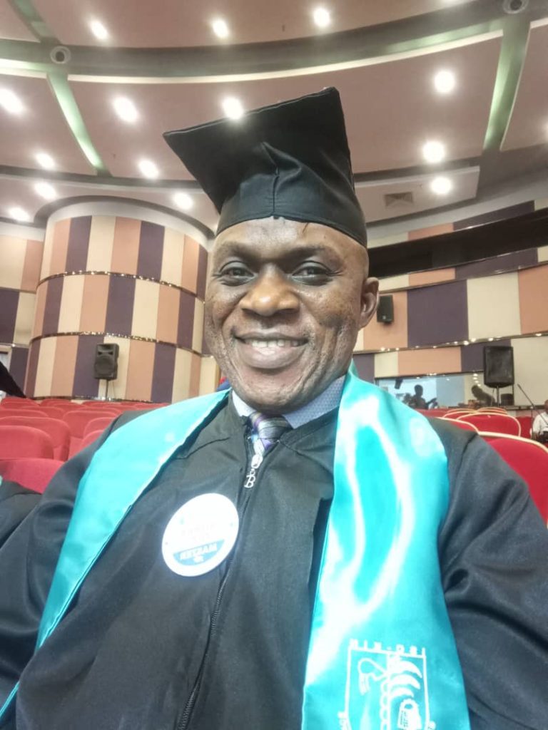 RDC – CNSS :  Richard Kasangana Kantola décroche un Master en Droit des Affaires et Gestion des entreprises