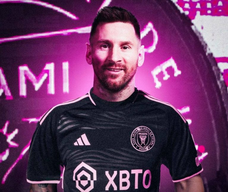 Football – Mercato : Lionel Messi signe à l&rsquo;Inter de Miami aux États-Unis d&rsquo;Amérique
