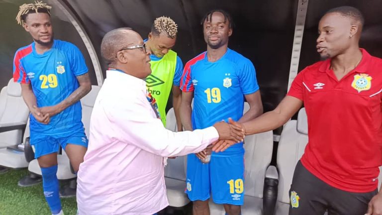 Match RDC vs Gabon : le ministre Kabulo Mwana Kabulo à Douala pour  réarmer moralement les léopards