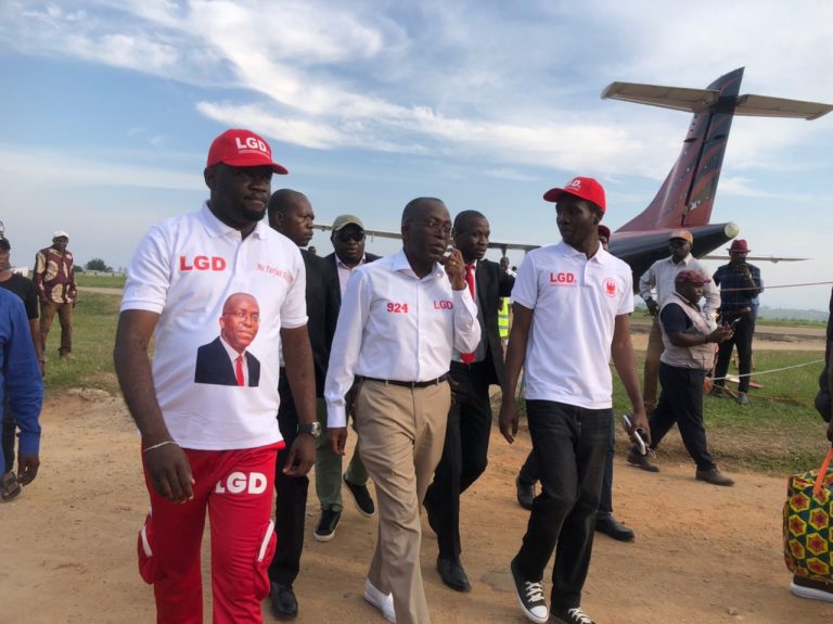 RDC : Malgré l&rsquo;interdiction de voyager, Matata Ponyo atterrit à Bunia