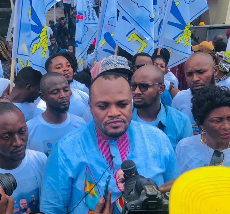 Culte d’actions de grâce au stade des Martyrs : « Notre préoccupation majeure reste l’indépendance spirituelle » (Daniel Bumba)