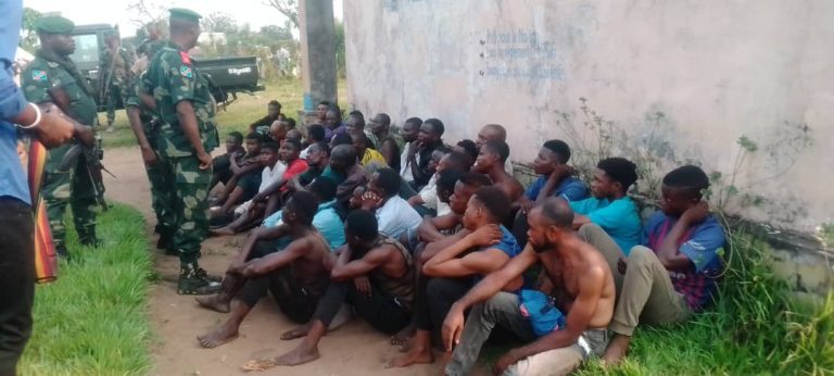 Kwango : 40 présumés miliciens Mobondo arrêtés par l&rsquo;armée congolaise