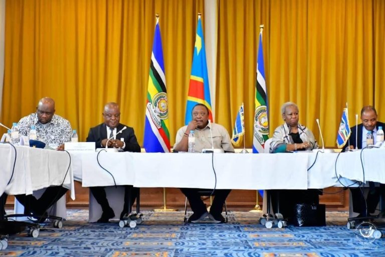 RDC/Processus de paix de Nairobi : le facilitateur Kenyata appelle le M23 à déposer les armes avant tout dialogue
