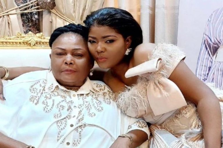 Kinshasa-Musique : Cindy le Cœur de Quartier Latin pleure sa maman
