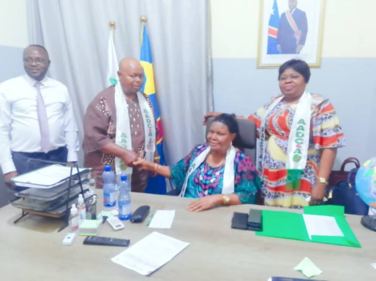 RDC : La situation politique du Kasaï au menu des échanges Pascal Tshitoka-Adèle Kabena