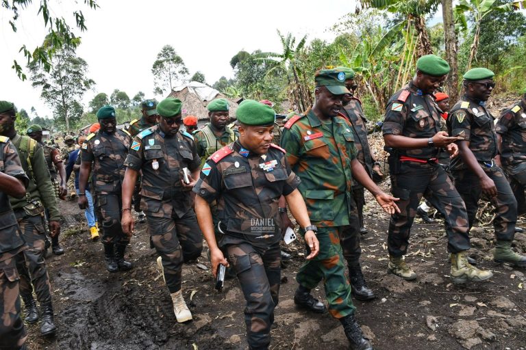 Goma : Le chef d’Etat Major Général adjoint des FARDC visite les positions et QG de l&rsquo;armée