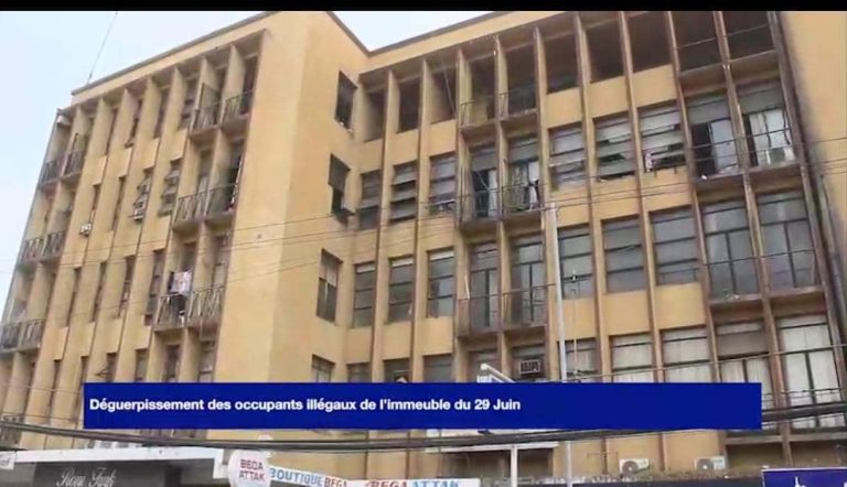 Kinshasa : La CNSS récupère l&rsquo;immeuble du 29 juin longtemps occupé illégalement