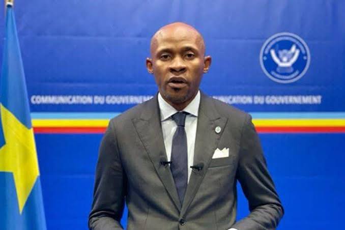 Kinshasa : Auprès de Patrick Muyaya, la corporation des journalistes plaide pour la libération de Stanis Bujakera