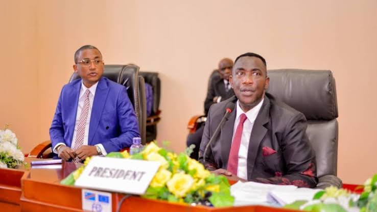 APK/Procès verbal de la Conférence des présidents : Gode Mpoyi attrapé main dans le sac par Nembalemba (Document)
