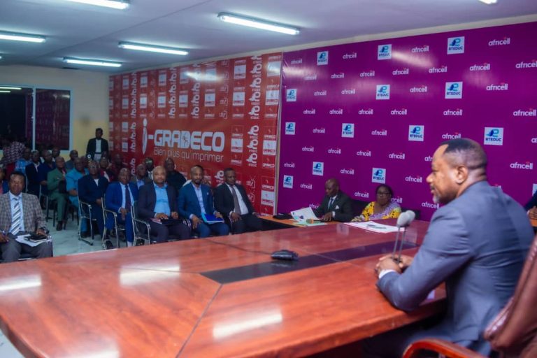 EPST : 56 ans après, Tony Mwaba innove avec l&rsquo;élaboration et la publication du Manuel de procédures de l&rsquo;Exétat en RDC