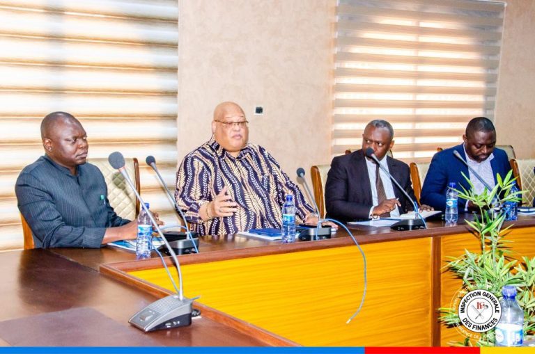 Transport aérien : L’IGF en concertation avec la direction générale de Congo Airways en prévision de la reprise de ses activités