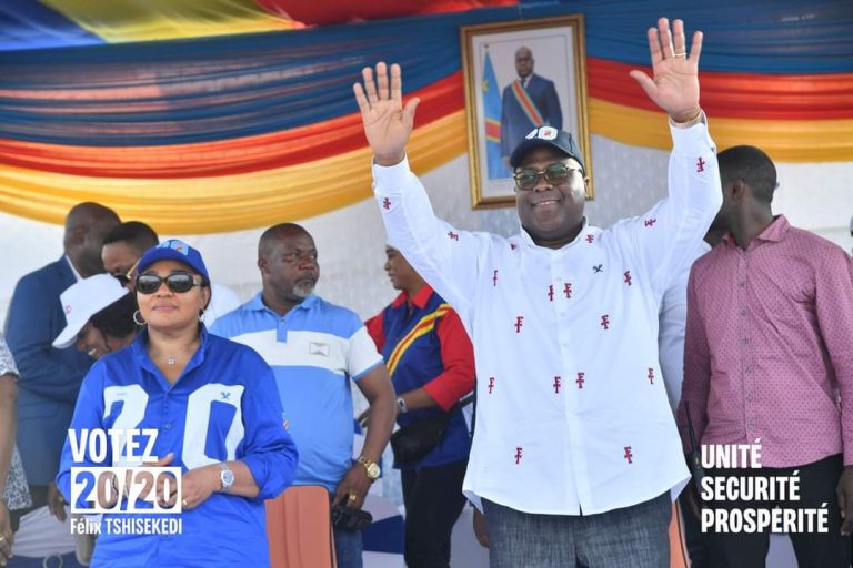 Félix Tshisekedi à Boende : « Si vous m&rsquo;accordez un deuxième mandat, nous allons continuer à affaiblir notre ennemi, comme nous le faisons déjà à travers notre armée qui monte en puissance »