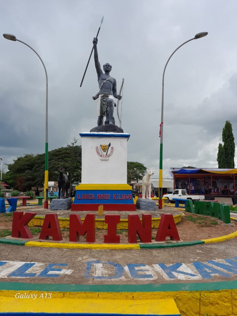 Haut-Lomami: la population met à nu la gestion « chaotique » de Isabelle Yumba Kalenga