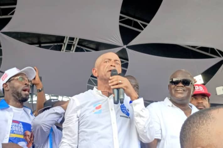Moïse Katumbi dans la peau de Libérateur devant la population à la place Sainte Thérèse