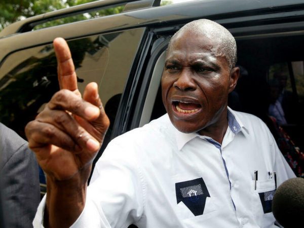 Campagne électorale: Le ministre des sports annule le meeting de Fayulu au stade des martyrs