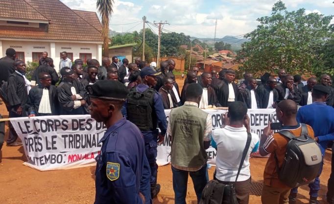 Butembo : Manifestation des défenseurs judiciaires contre le procureur près le TGI