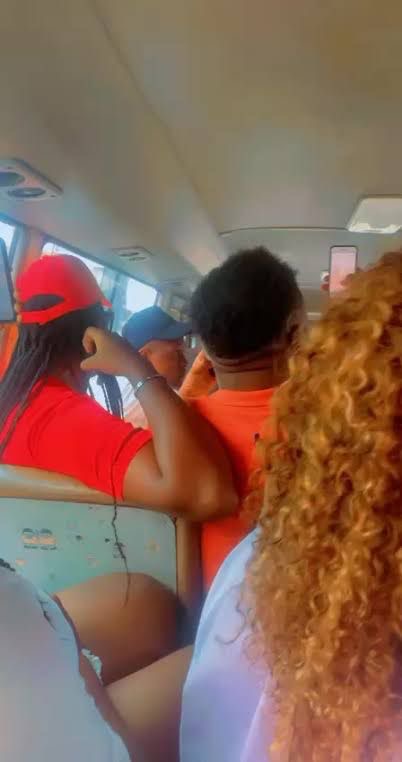 Prédications dans les transports en commun à Kinshasa : Entre liberté de culte et intrusion dans l’espace public