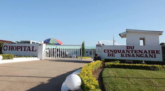 Braquage nocturne à l’Hôpital du Cinquantenaire de Kisangani : plus de 2,5 millions de FC et 1 180 USD dérobés