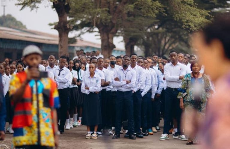 Examen d’État 2025 : 1 073 769 candidats répartis dans 3 165 centres à travers la RDC et 5 pays voisins