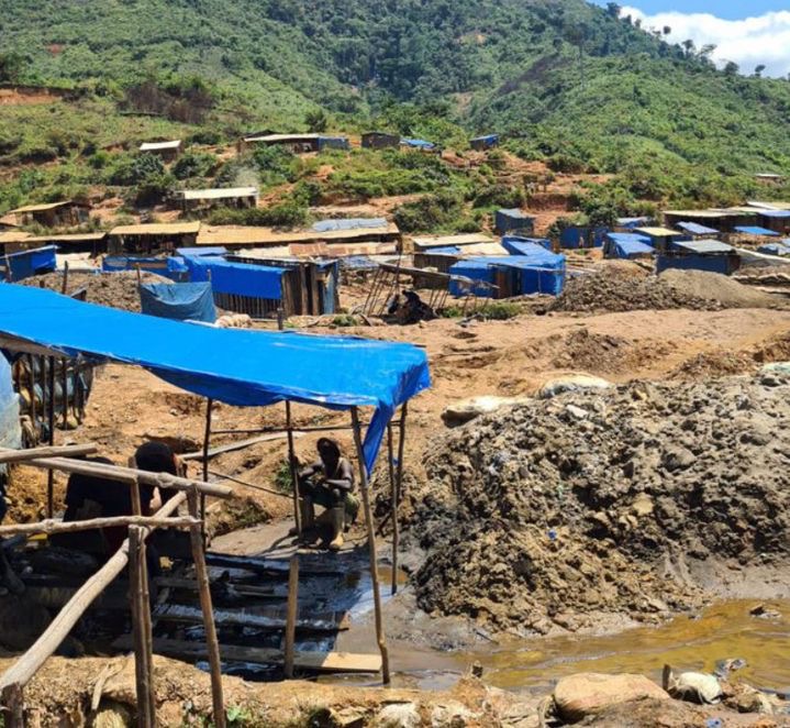 Glissement de terrain meurtrier à Lomera : au moins dix morts dans une mine artisanale
