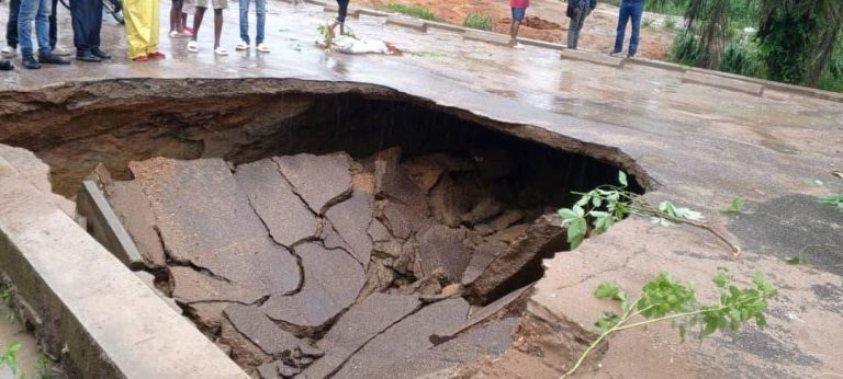 Kisangani : Effondrement d’un tronçon vers l’aéroport Bangboka après de fortes pluies