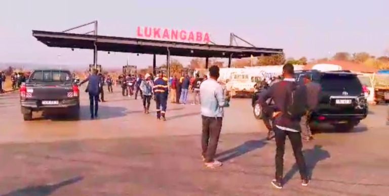 Haut-Katanga : Grève des employés congolais de Jiayou International au péage de Lukangaba