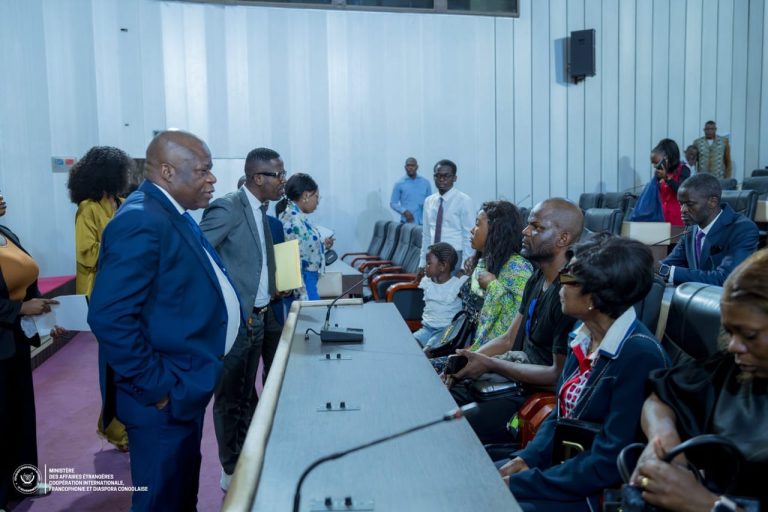 RDC : Un service spécial mis en place pour accélérer le traitement des passeports en attente