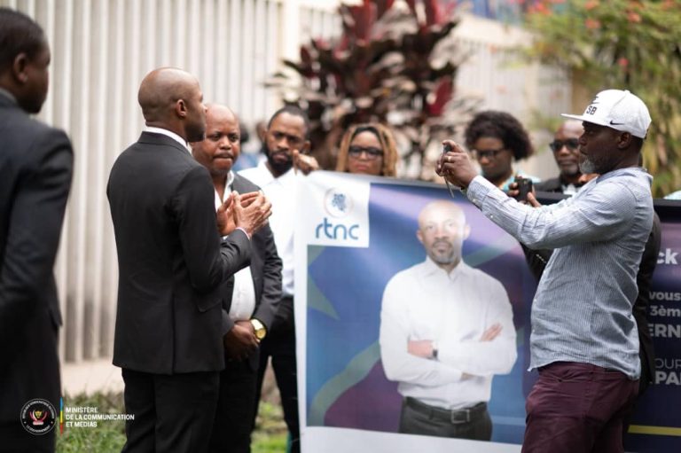 RTNC : Le personnel syndiqué salue la reconduction de Patrick Muyaya