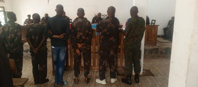 Uvira : Douze prévenus, dont un général autoproclamé, devant la justice militaire
