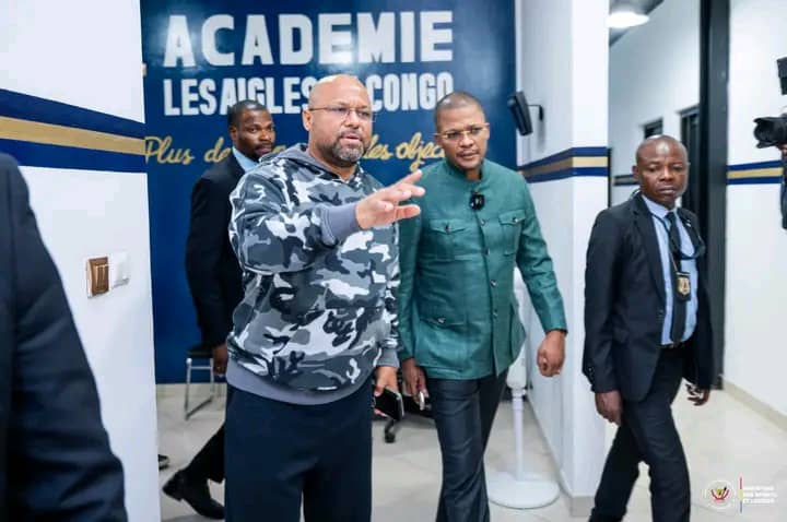 RDC : Didier Budimbu inspecte les installations sportives du complexe Tata Raphaël