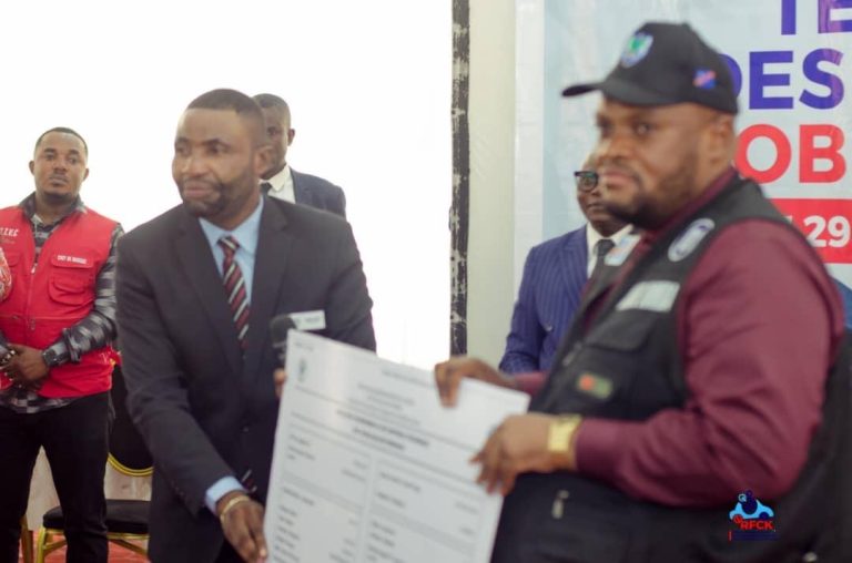 Kinshasa : Le gouverneur Daniel Bumba lance la campagne de contrôle technique obligatoire des véhicules