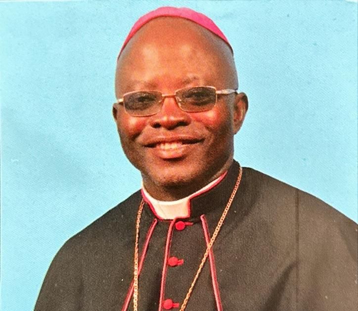 Tension à Uvira : Mgr Sébastien Muyengo exhorte les FARDC et les Wazalendo à protéger la population