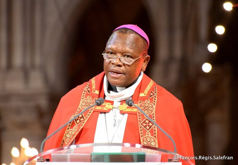 RDC : Ambongo critique les députés dans le contexte de la démission de Kamerhe et Munongo