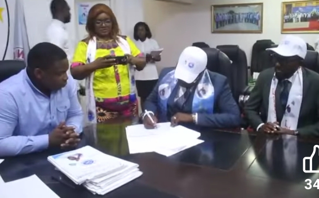 RDC: Guy Mafuta signe la charte de l&rsquo;Union sacrée et réaffirme son attachement Félix Tshisekedi