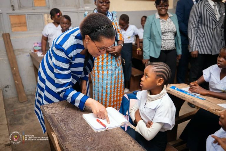 Kongo-Central : Raïssa Malu lance officiellement l’année scolaire 2025-2026 à Muanda