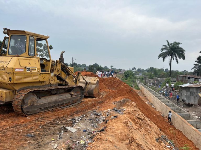 Kinshasa-Matadi : l’Onatra explique l’utilisation des sacs dans la réhabilitation de la voie ferrée