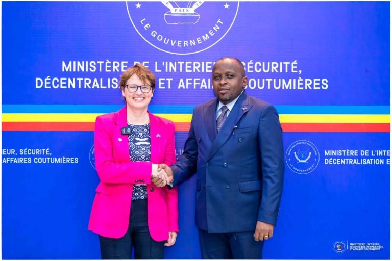 RDC : Le Royaume-Uni salue les efforts de Kinshasa pour restaurer l’autorité de l’État à l’Est